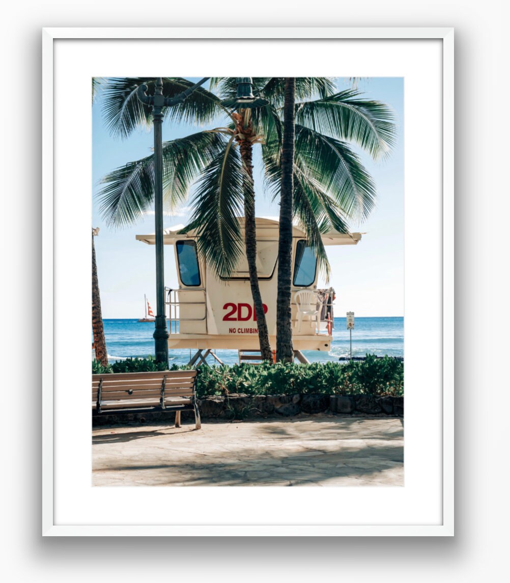 Hawaii Lifeguard Stand at Waikiki Photograph - Print Only or Framed