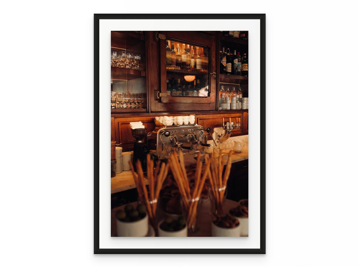 Bar Pisselino Espresso, 20×30 in black frame