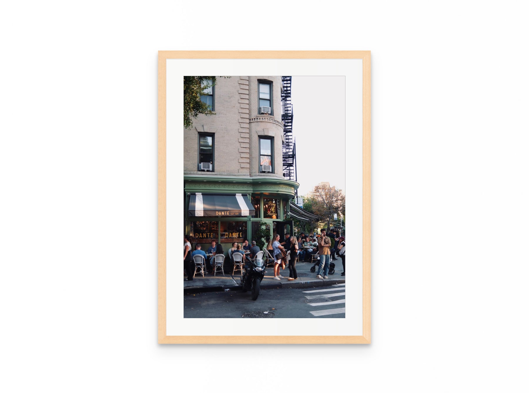 Cafe Dante, 16×24 in natural frame