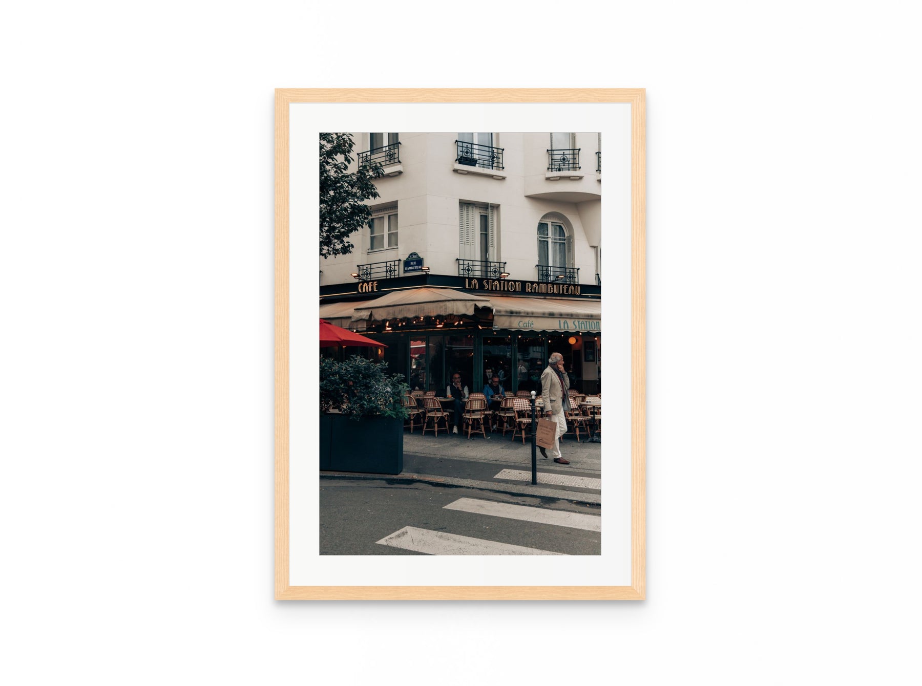 La Station Rambuteau, 16×24 in natural frame