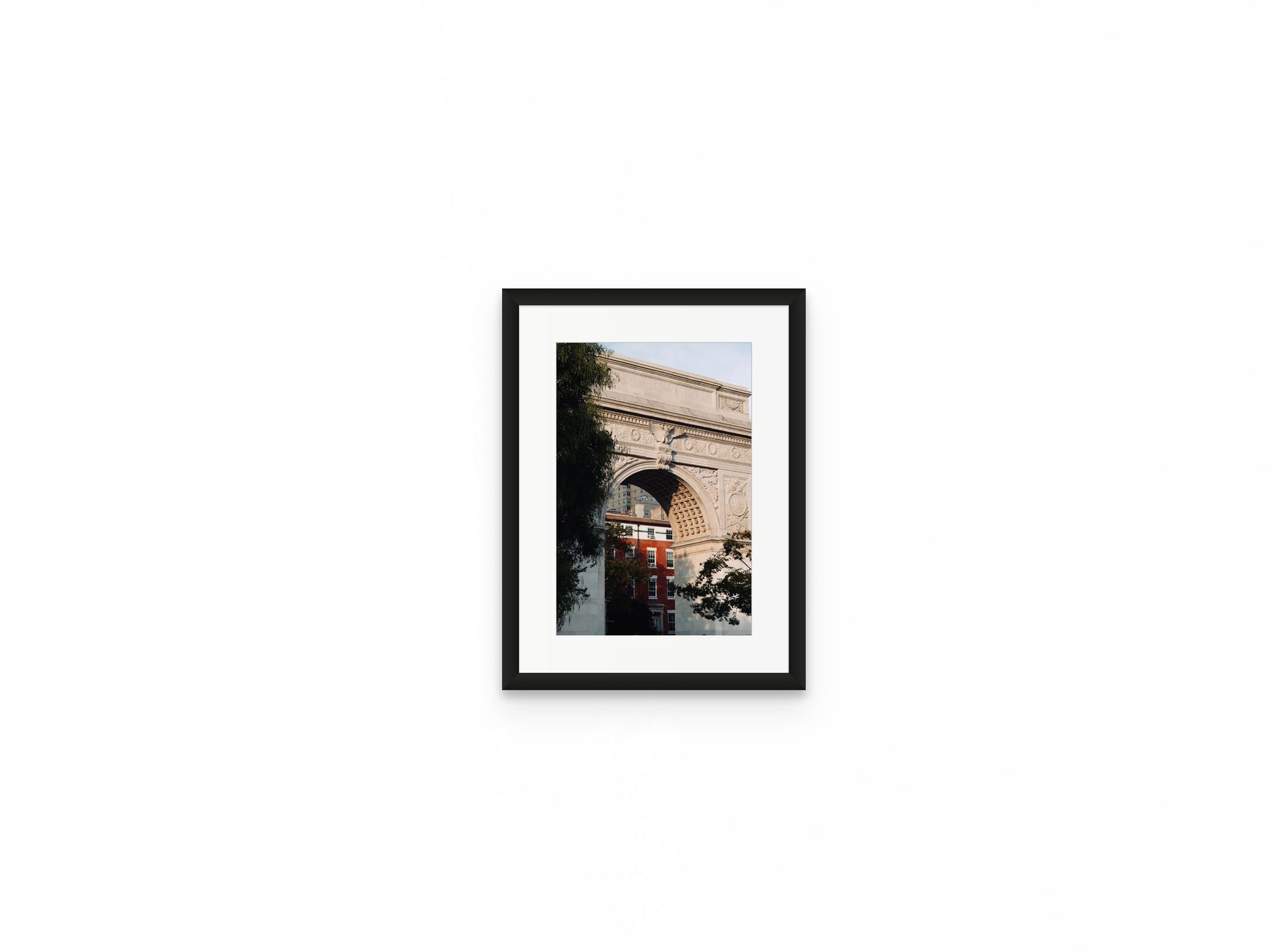 Washington Arch Morning, 8×12 in black frame